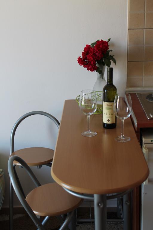 Apartments Djedovic Petrovac Ngoại thất bức ảnh